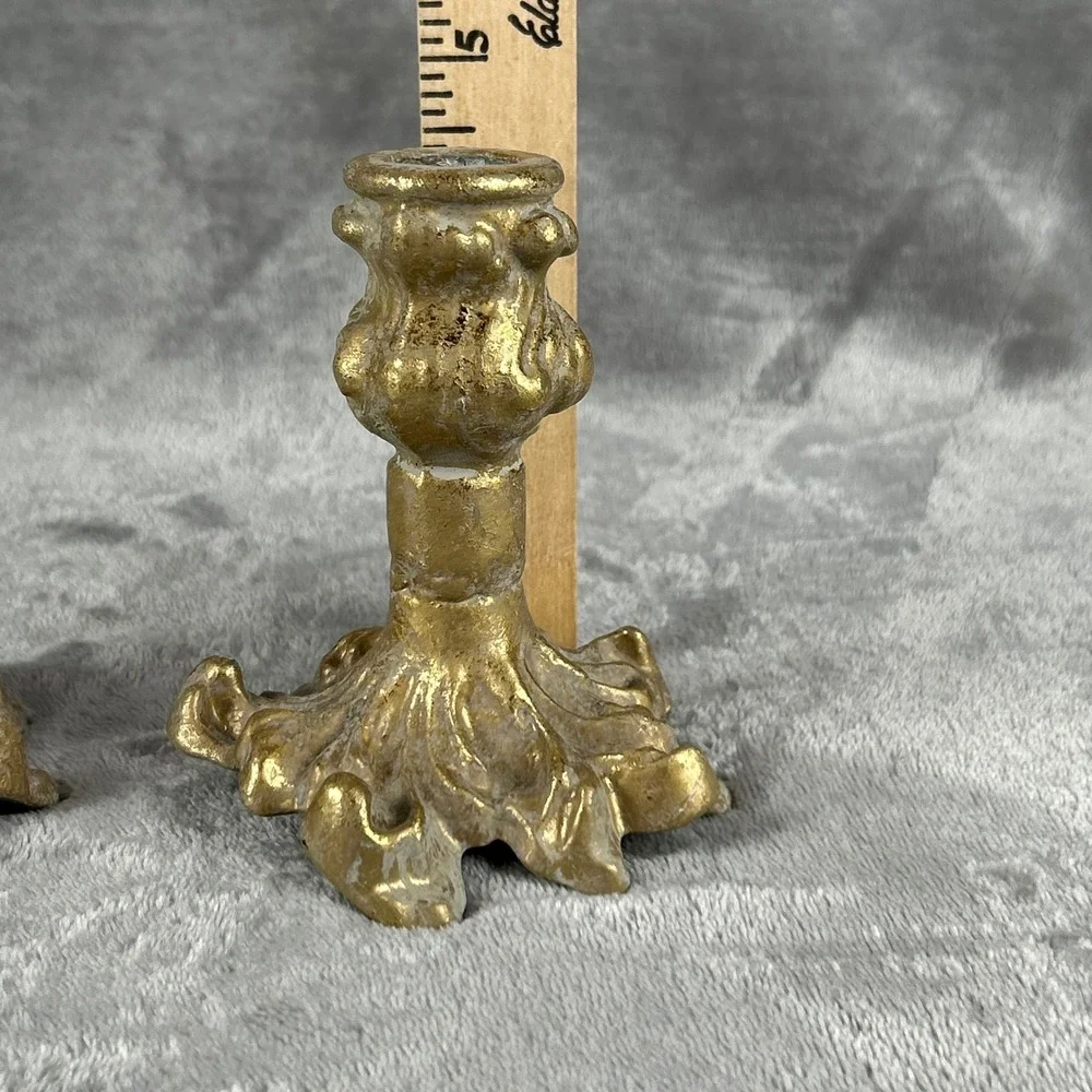 Vintage Gold Gilt Ornate Acanthus Leaf Candlestick Holders Pair 4.5